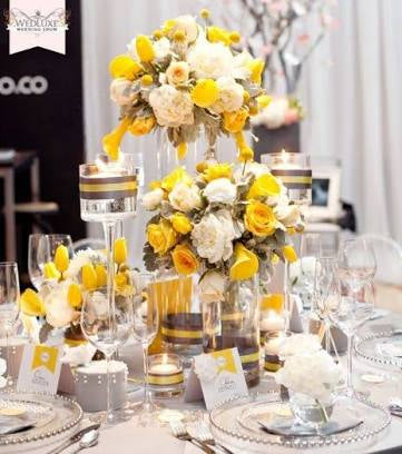 Seasonal Flower Arrangement - Medium