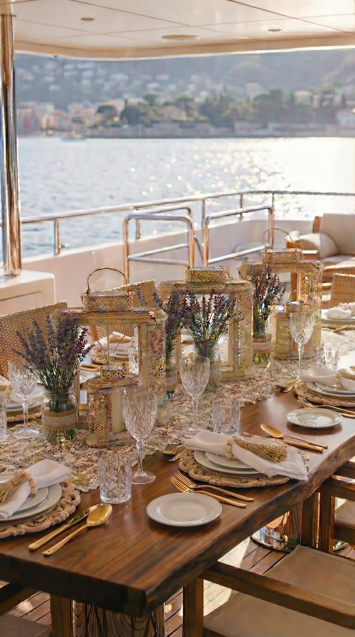 🇫🇷  Lavande Lumière Tablescape